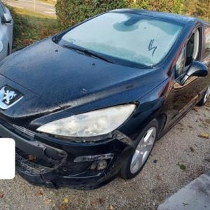 PEUGEOT 308 1