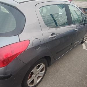 PEUGEOT 308 1