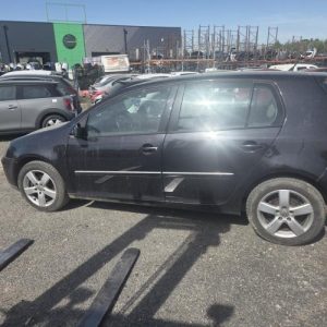 VOLKSWAGEN GOLF 5