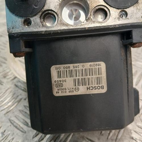 AUDI A4 2