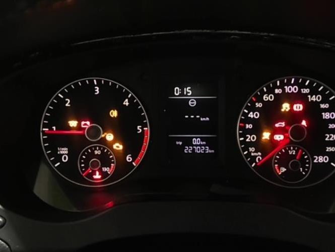 VOLKSWAGEN JETTA 4