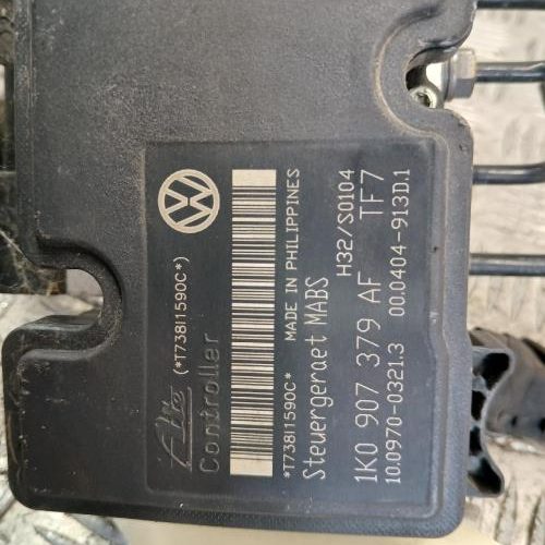 VOLKSWAGEN GOLF 5