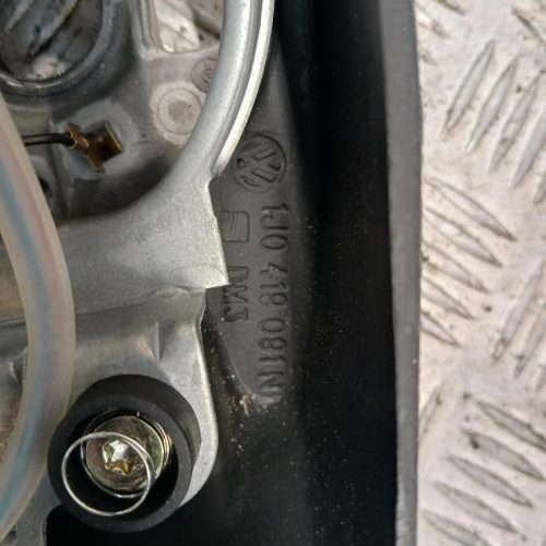 VOLKSWAGEN GOLF 4