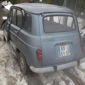 RENAULT R4