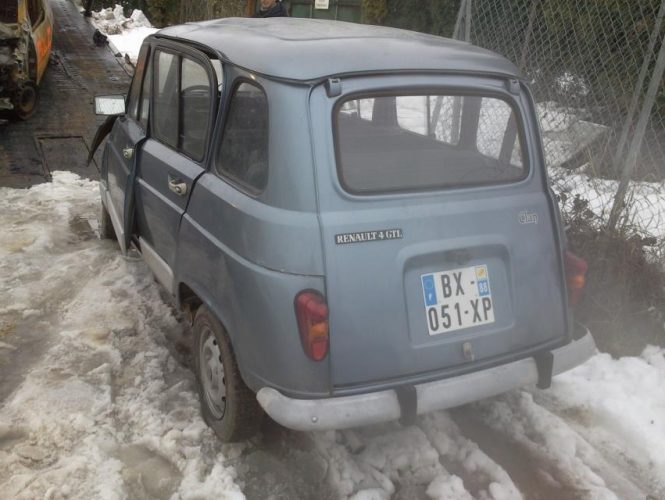 RENAULT R4