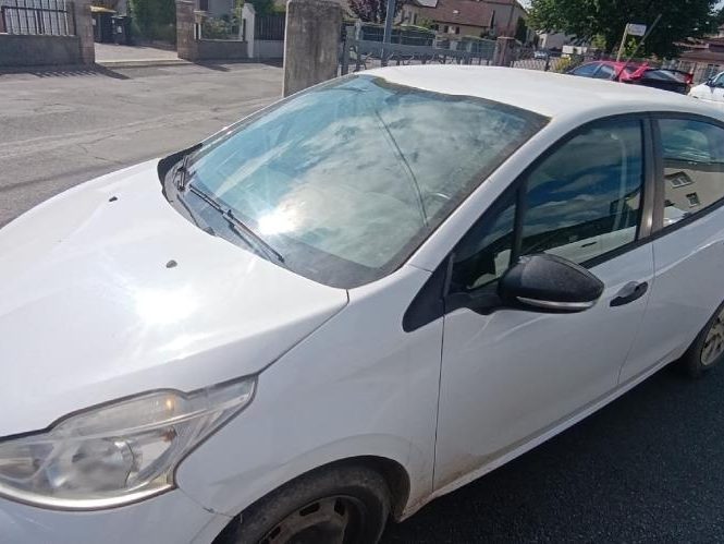PEUGEOT 208 1 PHASE 1