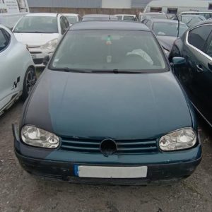 VOLKSWAGEN GOLF 4