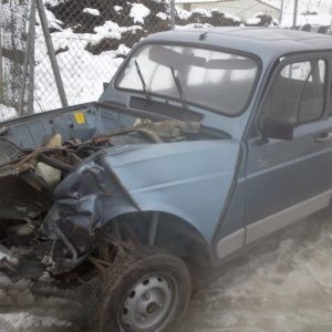 RENAULT R4