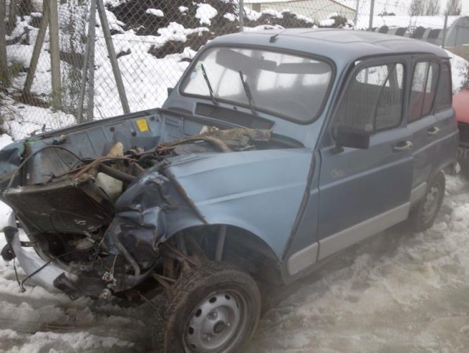 RENAULT R4