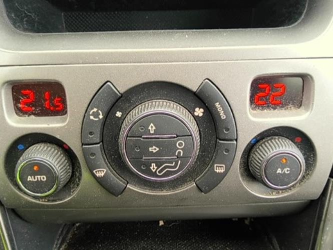 PEUGEOT 308 1 PHASE 1