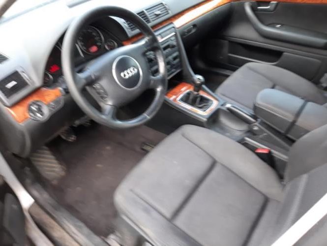 AUDI A4 2 AVANT PHASE 1 BREAK