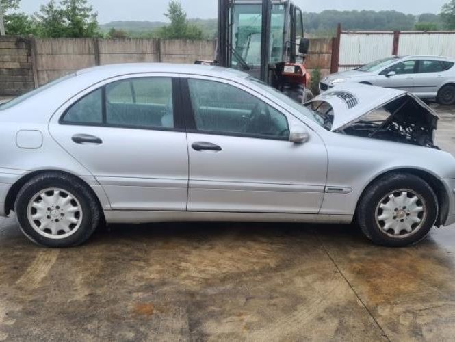 MERCEDES CLASSE C 203 PHASE 1