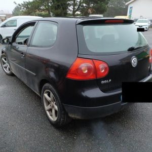 VOLKSWAGEN GOLF 5