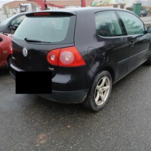 VOLKSWAGEN GOLF 5