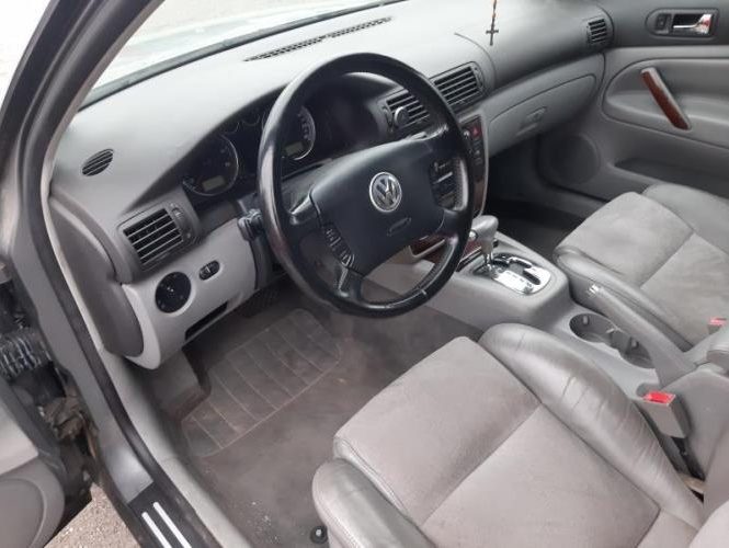VOLKSWAGEN PASSAT 4