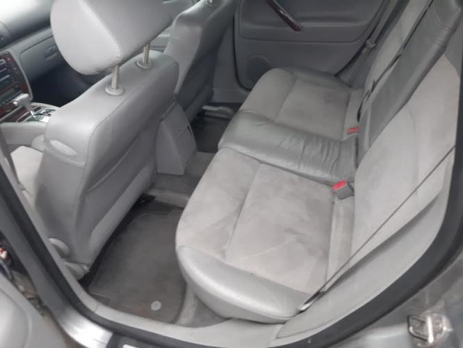 VOLKSWAGEN PASSAT 4